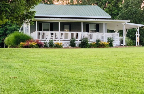 Spencer Cottage | Luxury Cottage Escape Near Fall Creek Falls Park