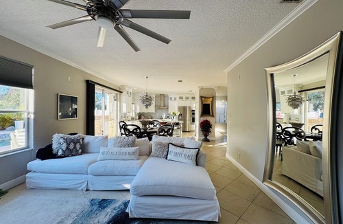 Mandalay House | Luxury Escapes Home W/Heated Pool & Spa Near IMG & Siesta Key Beach