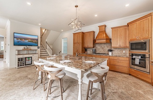 Folly Field House | Luxury Hilton Head Beach House | Sleeps 20 | Hot Tub & Games