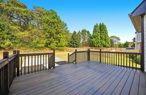 Flowery Branch House | Luxury Home at Lanier - Newly Renovated - No Fees!