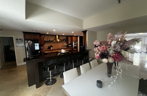 Bay Hill House | Luxury Home in Bay Hill @ Arnold Palmer/5 Minutes to Universal Studios