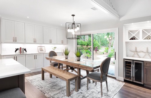 Lawton Woods House | Luxury Home 5-Bed Home w Private Pool-house, Short walk to Beach