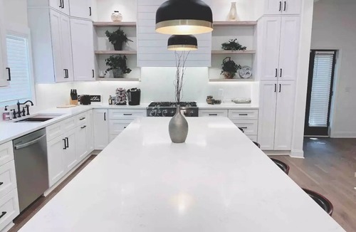 Old Fourth Ward House | Luxury Home w/Stunning Kitchen + King Bed Suite, amid Top Attractions