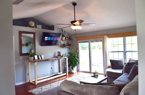 Sandalwood House | Luxury House w/ Amenities in Jacksonville
