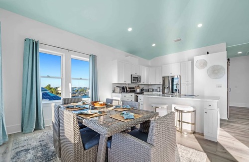 Perdido Key Coves One House | Luxury Infinity Edge Heated/Cooled Pool & Hot Tub + Boat Dock & Marine Station +