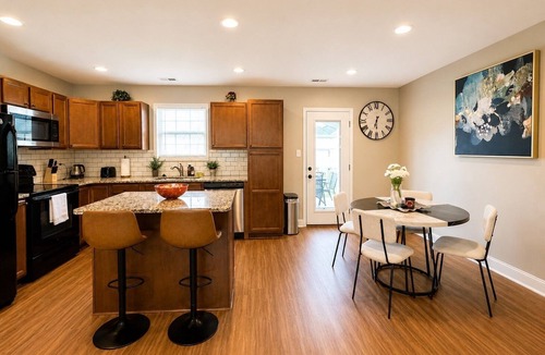 Knoxville House | Luxury Knoxville Family Retreat Near UT!
