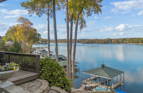Inman House | Luxury lake house in SC with mountain views!