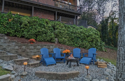 Inman House | Luxury lake house in SC with mountain views!
