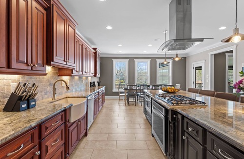 Denver House | Luxury Lakefront Stay | Private Dock, Kayaks & Indoor/Outdoor Pool | The Retreat