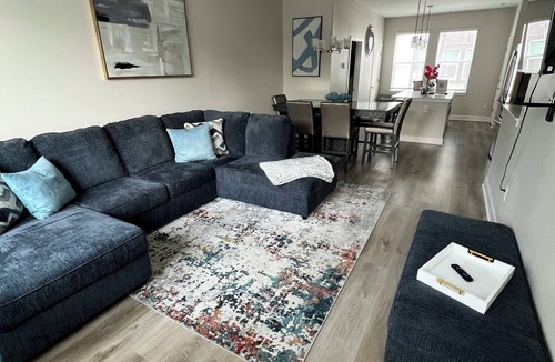Oakford Park House | Luxury Living: Midtown Tampa Haven