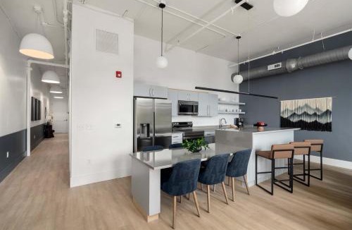 Downtown Chattanooga House | Luxury Loft Walk to Restaurants Nightlife