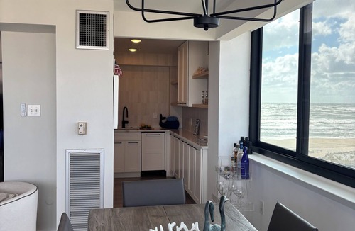 Cologne Condo | Luxury LONGPORT Condo Amazing Views