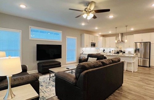 Augusta House | Luxury Medical District Home EV Charger, Gated #11