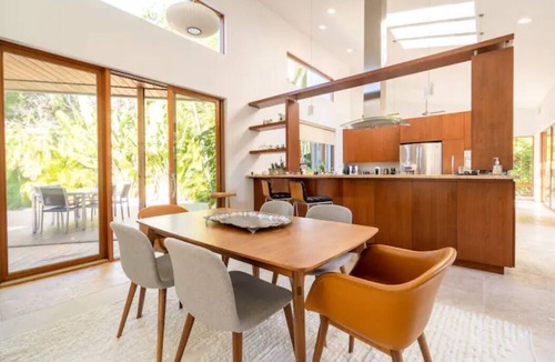 Indian Beach Sapphire Shores House | Luxury Modern Ville in Heart of Sarasota