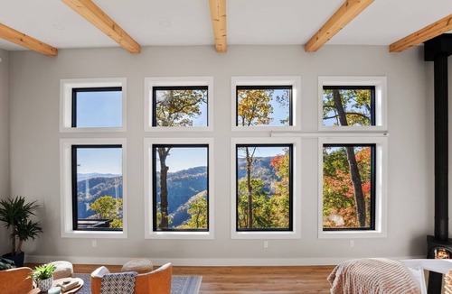 Clyde Cabin | Luxury Mountain Top Cabin with Hot Tub and Views - Spruce
