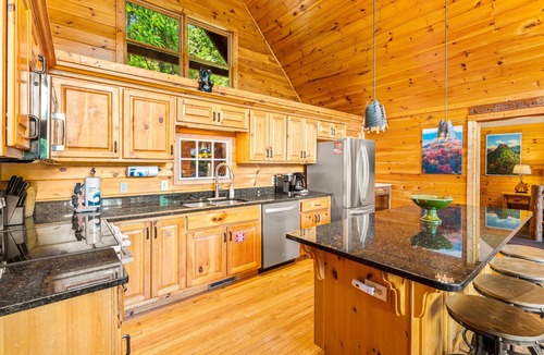Black Bear Falls Cabin | Luxury Mtn Retreat W Breathtaking Views, Sleeps 14