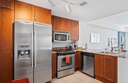 Boynton Beach Condo | Luxury Near the Beach! BEACH PASS INCLUDED!