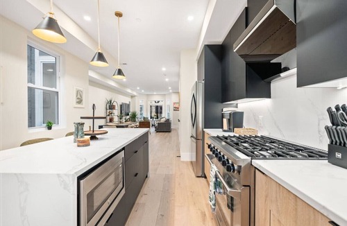 Le Droit Park House | Luxury Oasis on T 3BR/2.5BA Heart of DC