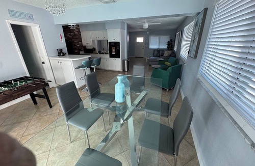 Dania Beach House | Luxury Pool Home, Near the Beach and Cruise Port