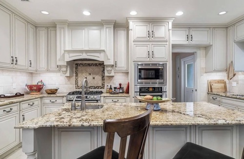 Lake Wales House | Luxury Private Tropical Florida Home - Close to Disney/Universal/Legoland