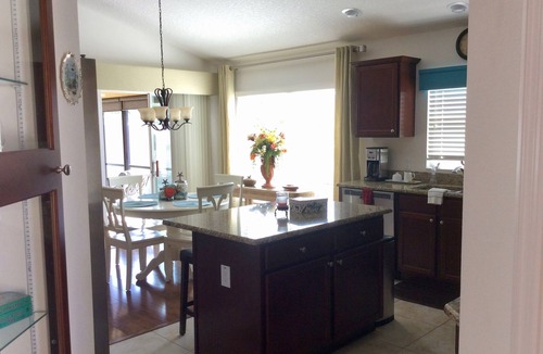 Gilchrist House | Luxury & Relaxation at This AMAZING Pool home with Golf Cart & BBQ Grill!
