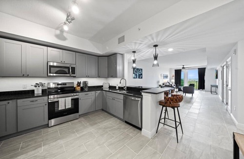 Merritt Island Condo | Luxury River Front Secluded Condo w Resort Amenities