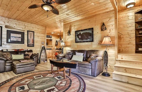 Ellijay Cabin | Luxury River Oasis -3 Master Suites - 3 Fireplaces Hot Tub!