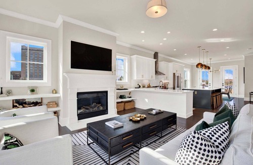 Hitch Village - Fred Wessels Homes House | Luxury Riverfront Retreat in the Eastern Wharf | Heated Pool Access