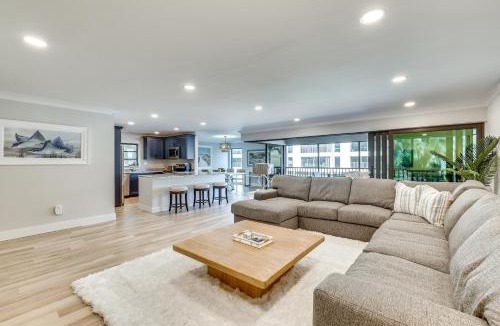 Sanibel House | Luxury Sanibel Condo w/Ocean View: Steps to Beach