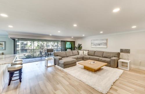 Sanibel House | Luxury Sanibel Condo w/Ocean View: Steps to Beach