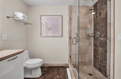 Central Beach Apartment | Luxury studio resort style beachfront in peaceful Fort Lauderdale Beach