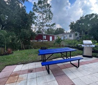 Kissimmee Resort | Luxury Tiny Cottage 5 miles from Disney