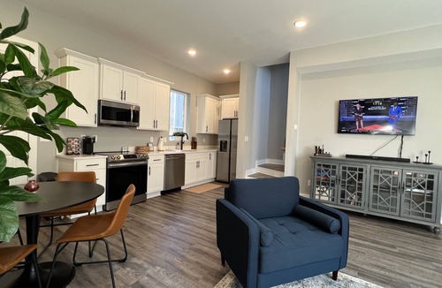 Chattanooga House | Luxury Townhome in Southside for Mid Term Stays