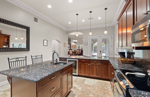 Tampa Villa | Luxury Villa Near the Water w/Private Pool