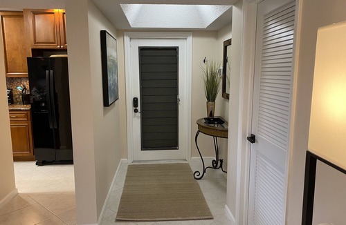 Hunt Club Condo | Luxury Villa in PGA gated community, communal pool, nearby beaches & restaurants