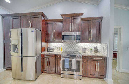 Mariner House | Luxury Villa w/Heated Pool & BBQ Patio