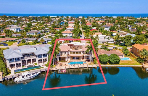 Lighthouse Point Villa | Luxury Waterfront Oasis【Casa del Toro】