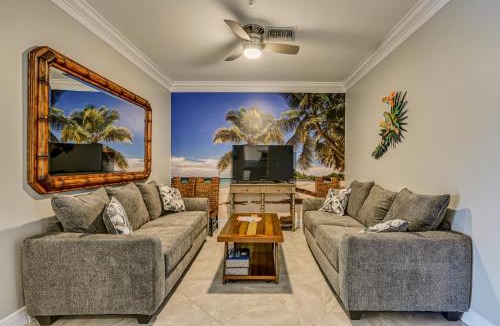 Naples House | Luxury Waterfront Living! Naples Resort Condo