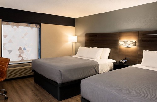 Manchester Hotel | Lx Hotel, SureStay Collection by Best Western