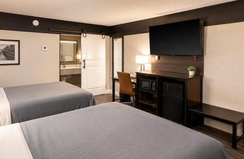 Manchester Hotel | LX Hotel, SureStay Collection by Best Western