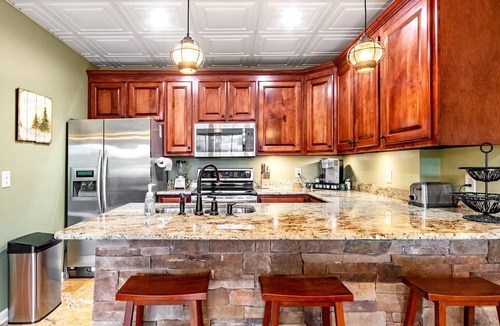 Tullahoma Cabin | Lynchburg's Best-Kept Secret: A Unique Rental with Private Dock and Open Water Views