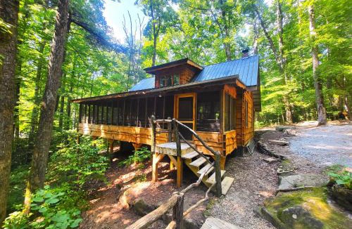 Saluda House | Ma & Pa's cabin at Cabin Fever in NC