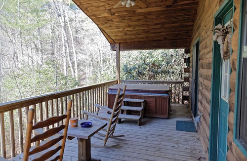Murphy Cabin | MacDonald Cabin in Scottish Woods