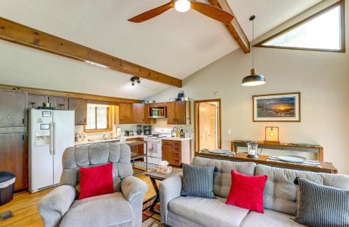 Valley Creek Run House | Maggie Valley Mountain Escape w/Fireplace & Deck!