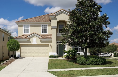 Windsor Hills House | 🏰 Magical 6-Bed Family Villa ✨[FREE Heated Pool, Spa & BBQ] 5 Mins to Disney 🎢