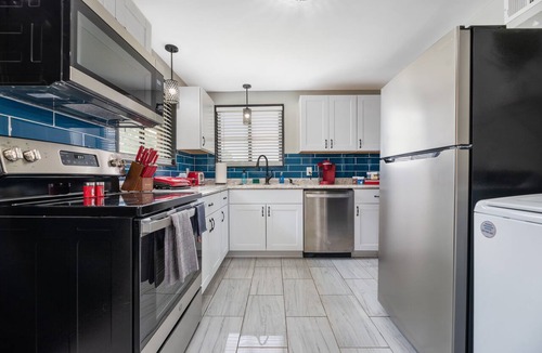 Statesville Apartment | Magnolia "Apt 626"- Great Amenities & Price. High Quality Beds and Pillows