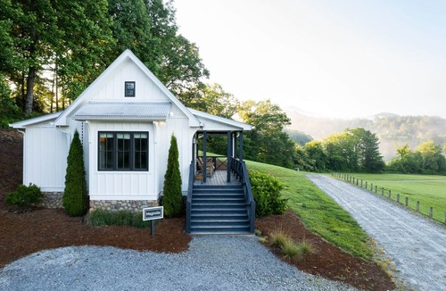 Dillard Cottage | Magnolia Cottage at Julep Farms
