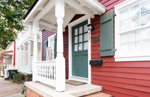 Beach Institute House | Magnolia Cottage by Lucky Savannah