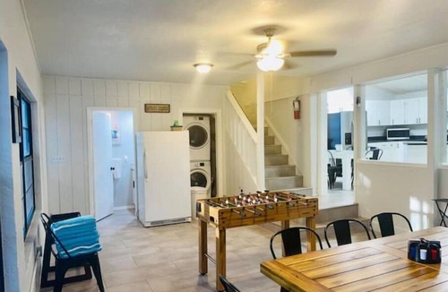 Weeki Wachee Gardens House | Main River house: Includes Kayaks, Canoe, Game Rm, Weeki Spring behind home,