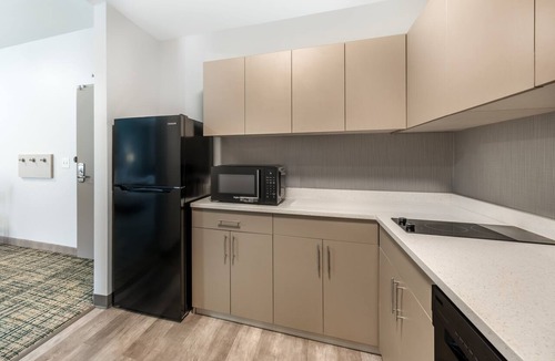 Middletown Hotel | MainStay Suites Harrisburg Airport - Hershey South